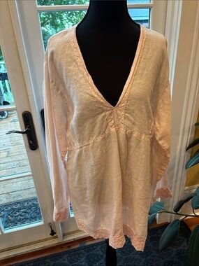 Light Pink V-Neck Cotton Tunic Top - Women's